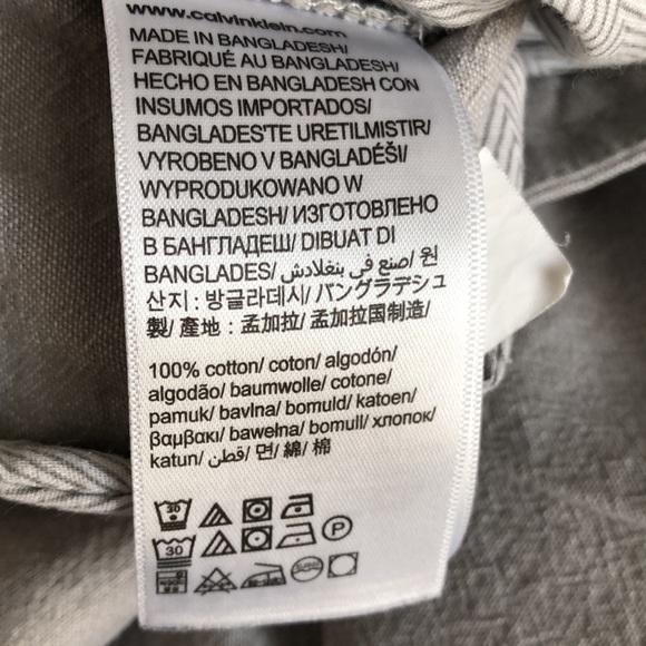 Calvin Klein Shorts - Picture 5 of 5